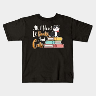 All I Need Is Books And Cats Cute Bookworm Cat Kids T-Shirt